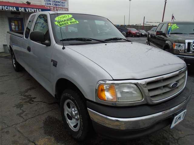 2002 Ford F-150 4dr SuperCab XL 2WD Styleside LB